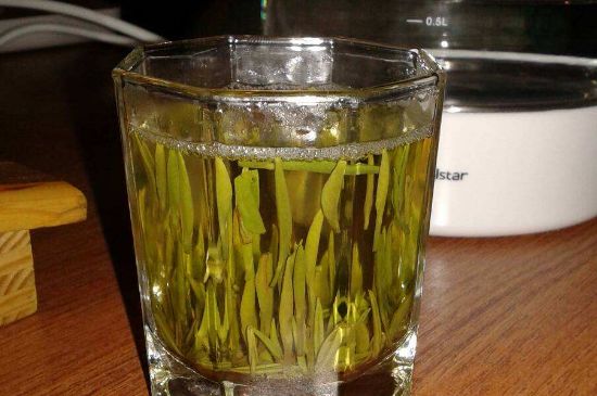 冷泡茶用什么茶葉最好，什么樣的茶適合冷泡？