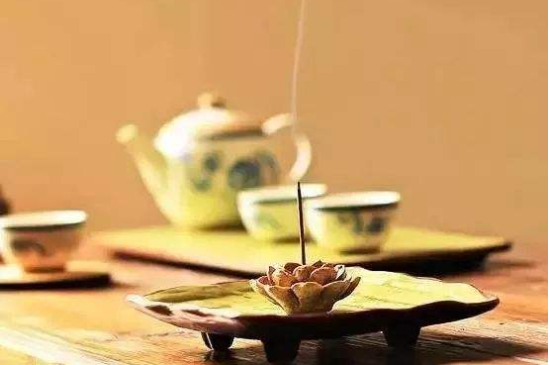 綠茶碧螺春怎么泡簡(jiǎn)易步驟，沖泡碧螺春的十二步驟口訣