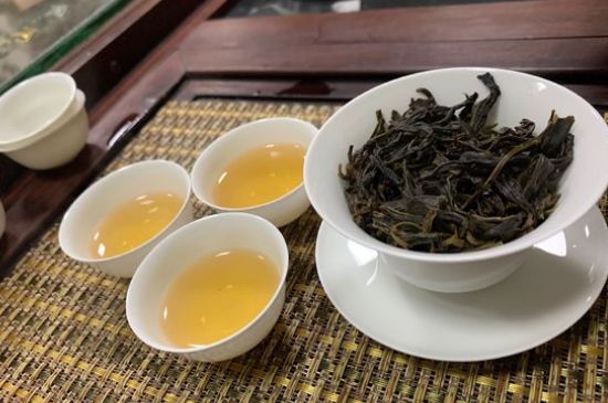 哪些茶適合泡功夫茶，功夫茶應(yīng)該配什么茶葉