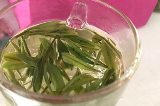 正常下一斤茶葉能喝多久，一個人一般一個月喝多少茶葉