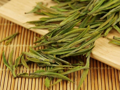 安吉白茶的功效與作用，簡單概括安吉<a href=http://www.czsdfxx.com/fenlei/baicha/ target=_blank class=infotextkey>白茶功效</a>