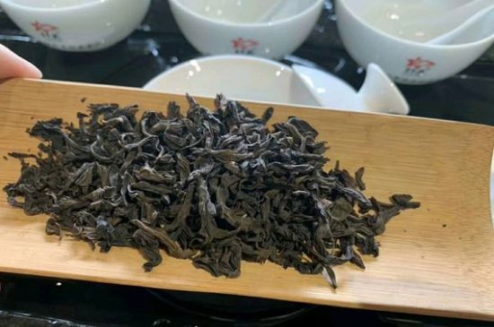 200一斤的茶葉算不算好，兩百一斤買的是中低檔茶