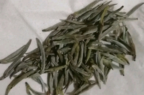 過期茶葉的八大妙用，過期的陳茶葉還能干什么用？