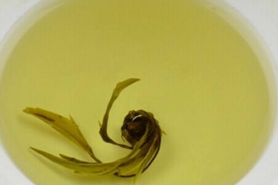 茉莉龍珠茶男人能喝嗎，男性夏季可以喝龍珠茶嗎