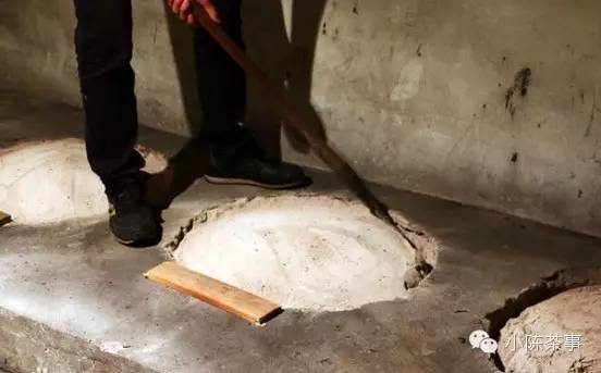 怎樣炭焙巖茶？揭秘武夷巖茶的炭焙技藝