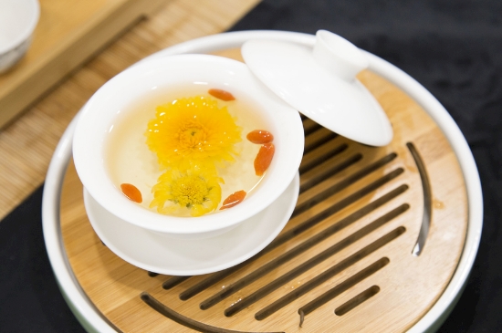 菊花茶天天喝行嗎，每天喝菊花泡茶喝好嗎？