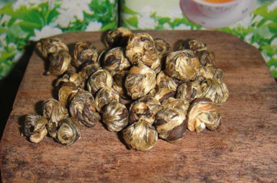 茉莉龍珠一次泡幾顆，茉莉龍珠一一杯放幾顆