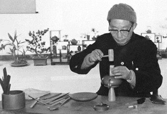 景舟八式紫砂壺圖片及名稱，經典壺型顧景舟八式值多少錢？