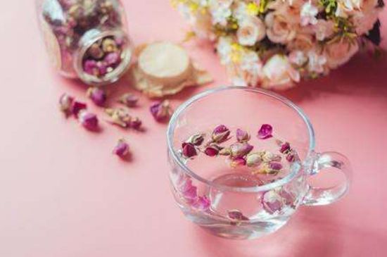 玫瑰花茶是應該煮還是蒸，玫瑰花茶是不是煮一下效果更好？