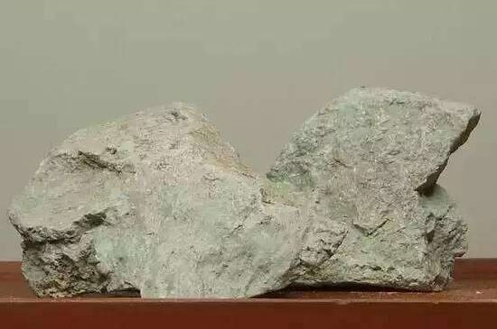 本山綠泥怎么分辨真假，真正的本山綠泥紫砂壺怎么鑒別？