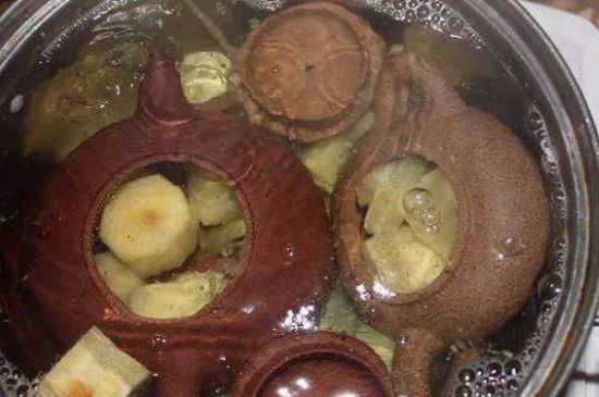 開壺放豆腐是錯(cuò)誤的，新買的紫砂壺正確開壺建議