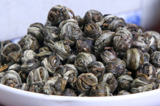 茉莉龍珠一次泡幾顆，茉莉龍珠一一杯放幾顆