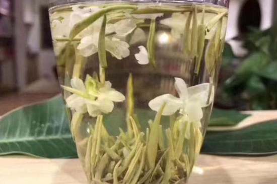 茉莉銀針適合什么人喝，茉莉銀針茶有什么功效