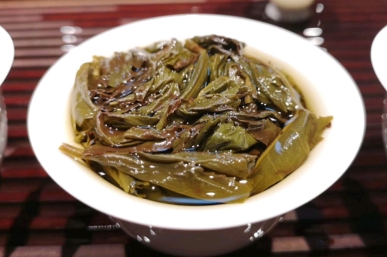 長期喝巖茶會上火嗎？巖茶這樣喝了容易上火！