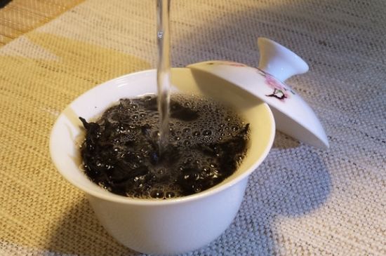 大紅袍茶葉好嗎？大紅袍被譽(yù)為“茶中之王”！