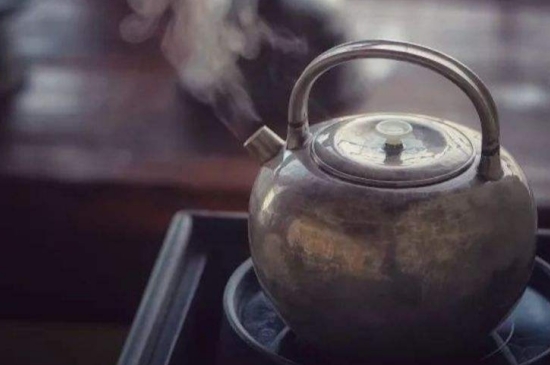 煮茶的步驟圖解，正確的煮白茶方法！