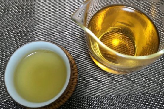 7年壽眉和2年白牡丹哪個好，老白茶壽眉與白牡丹的口感區(qū)別