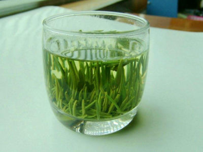 竹葉青茶怎么樣，檔次較高味道略苦價(jià)格比較貴