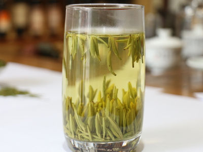 竹葉青茶怎么樣，檔次較高味道略苦價(jià)格比較貴