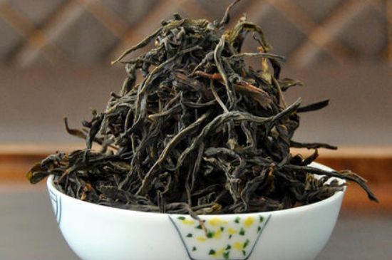 蜜蘭香和鴨屎香區(qū)別，鳳凰單樅鴨屎香vs蜜蘭香圖片對比