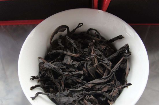 大紅袍四大品種有哪些，大紅袍的種類和著名品種特點(diǎn)介紹