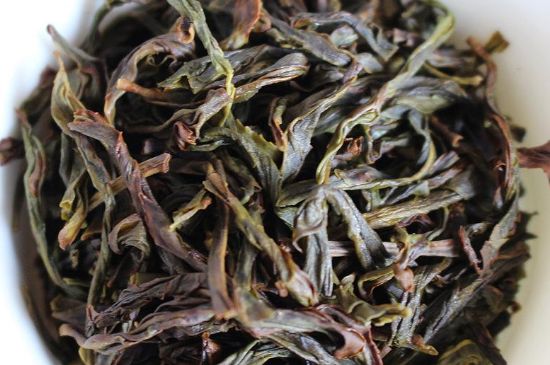 蜜蘭香和鴨屎香區(qū)別，鳳凰單樅鴨屎香vs蜜蘭香圖片對比