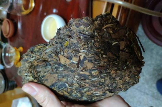 7年壽眉和2年白牡丹哪個好，老白茶壽眉與白牡丹的口感區(qū)別