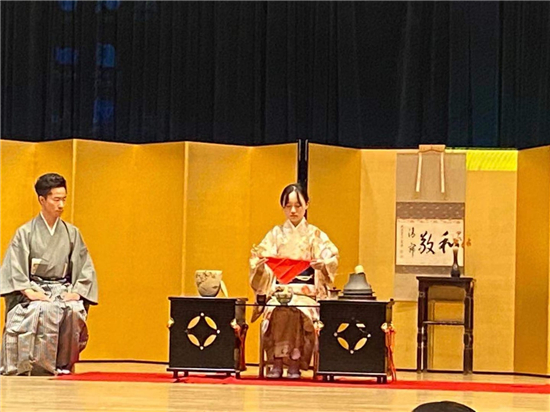 以茶為媒增進文化交流 日本茶道里千家講習(xí)會在沈陽舉行